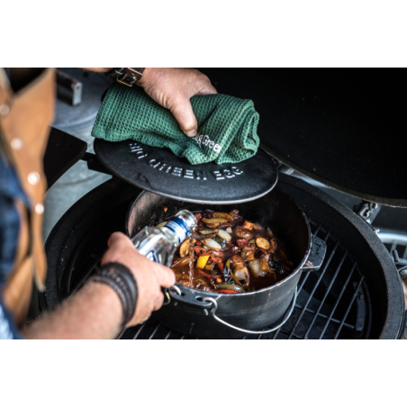Cast Iron Dutch Oven